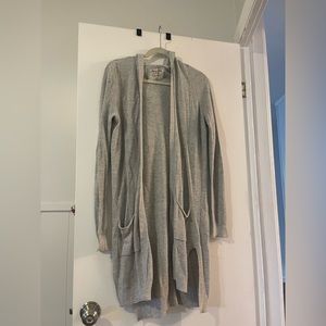 Women’s Abercrombie duster hooded cardigan !!